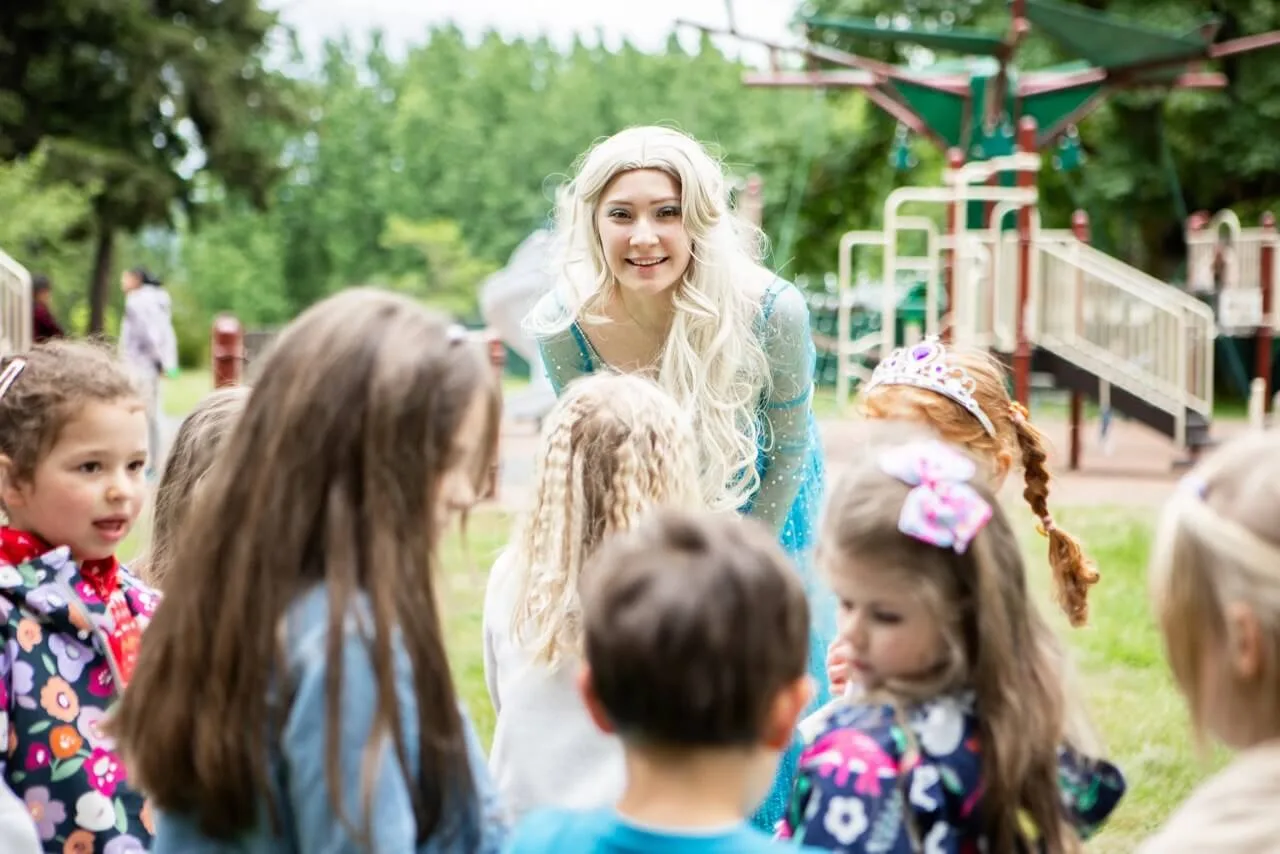 Frozen Queen photo 4
